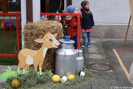 V Vrtcu Antona Medveda Kamnik že začeli odštevati do Tradicionalnega slovenskega zajtrka (11)